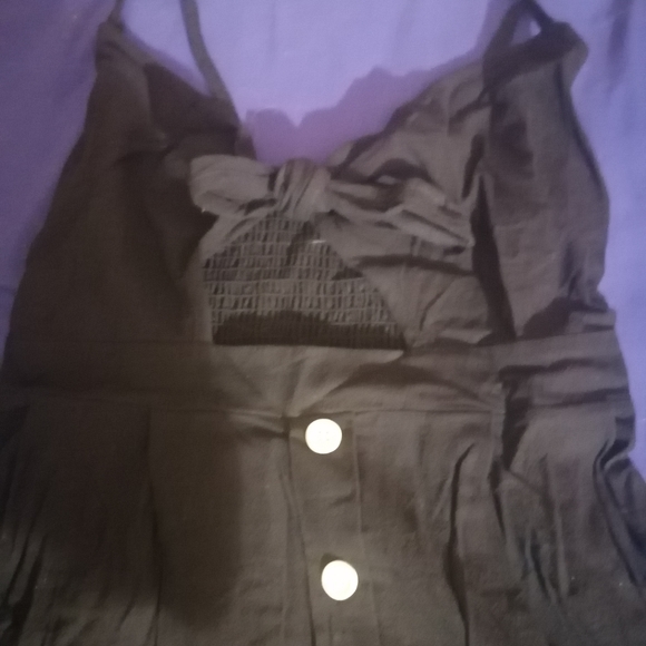 Beautiful fun black dress - Picture 2 of 4